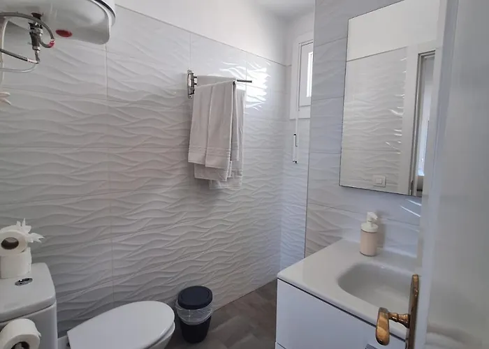 Adeje Deluxe Santa Monica