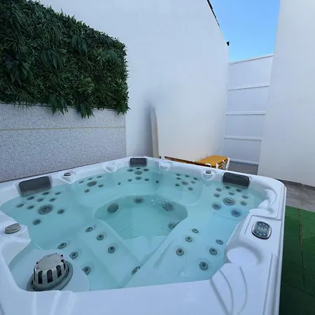 Adeje Deluxe Santa Monica Hotel *