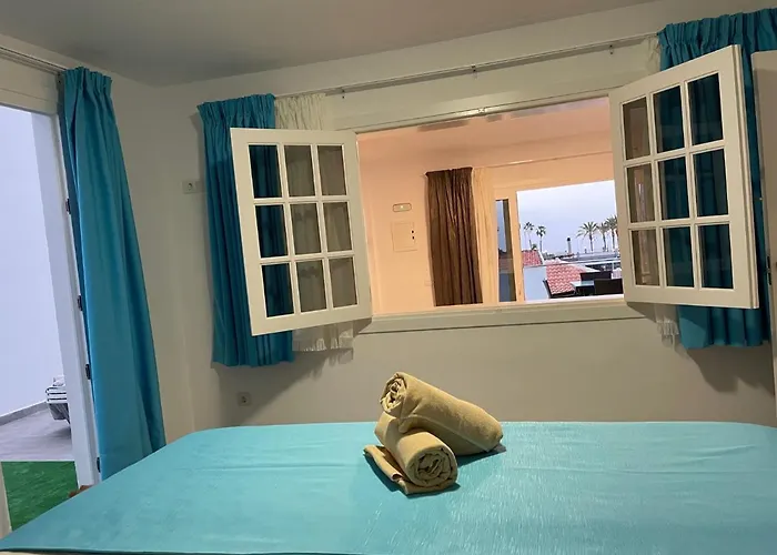 Adeje Deluxe Santa Monica ホテル