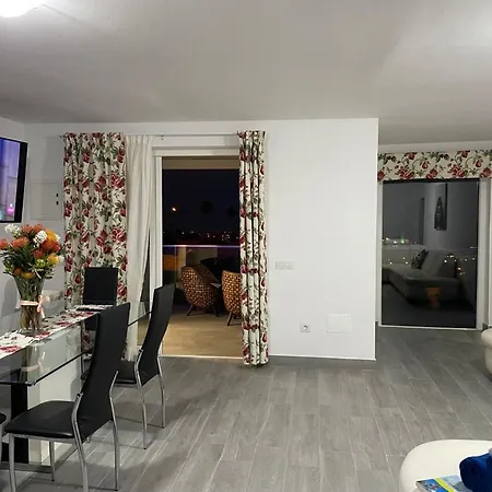 Hotel Adeje Deluxe Santa Monica *