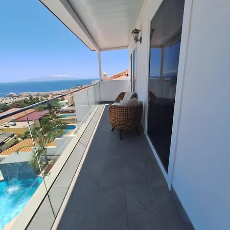 Adeje Deluxe Santa Monica Hotel *