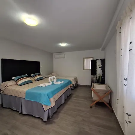 Adeje Deluxe Santa Monica Hotel *